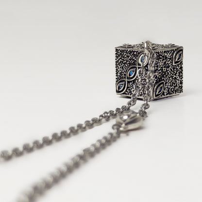"Gokumonkyo" Necklace